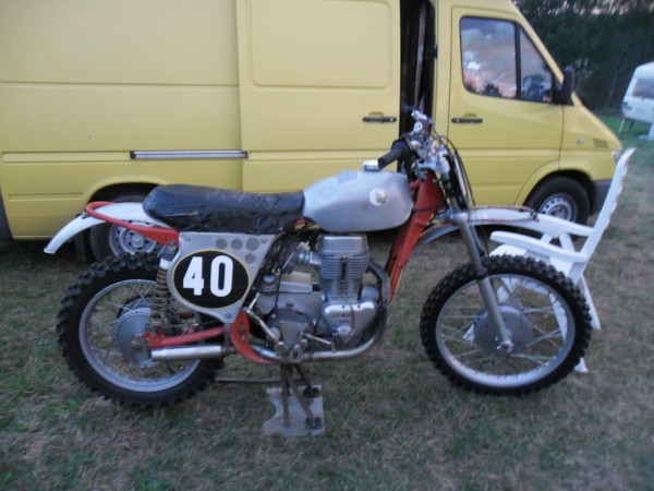ledecnarody024600